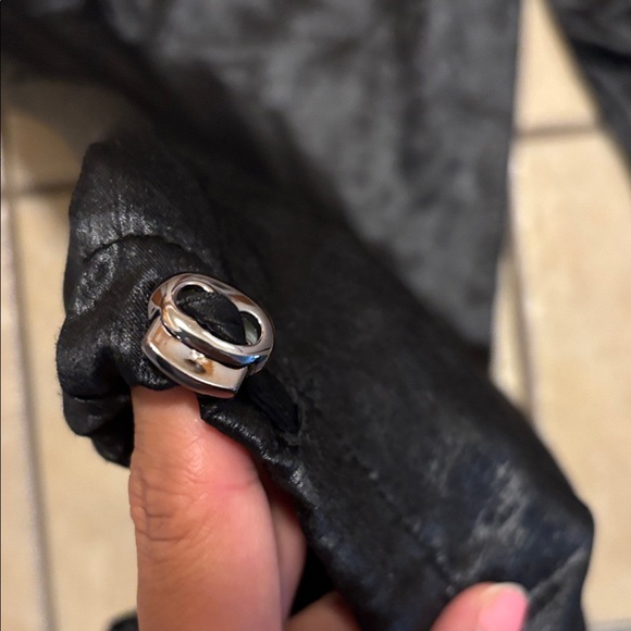 Stylish Black Satin Cargo Pants - Picture 5 of 5